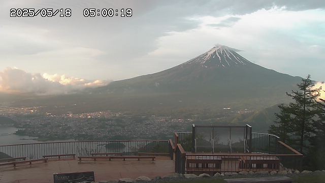 05/18 05:00