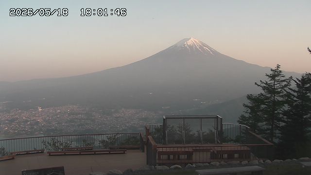 05/18 18:01