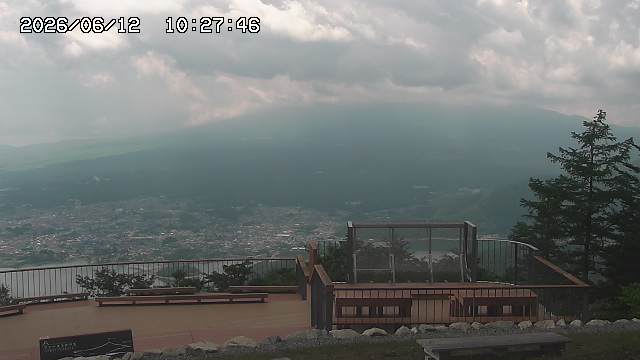 06/12 10:27