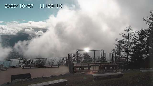 10/27 11:28