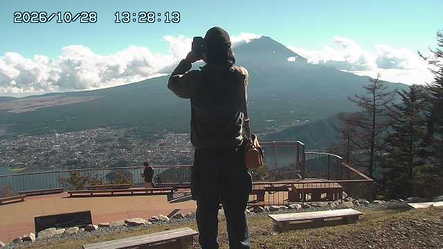 10/28 13:28