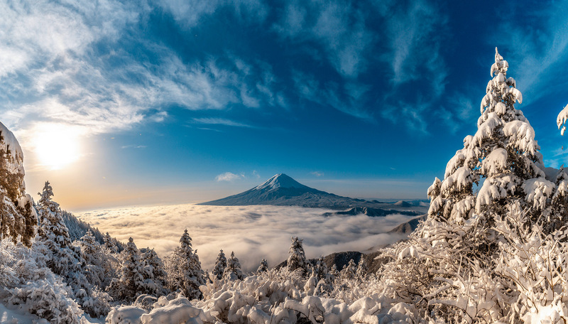 新道峠からの富士山ライブカメラ